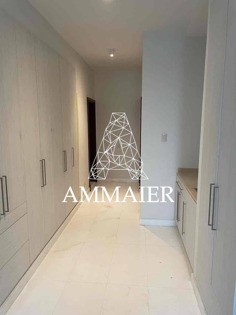 17 2eb76e4f-03a2-45f3-ac05-1ab1c4ba3d3b. jpg