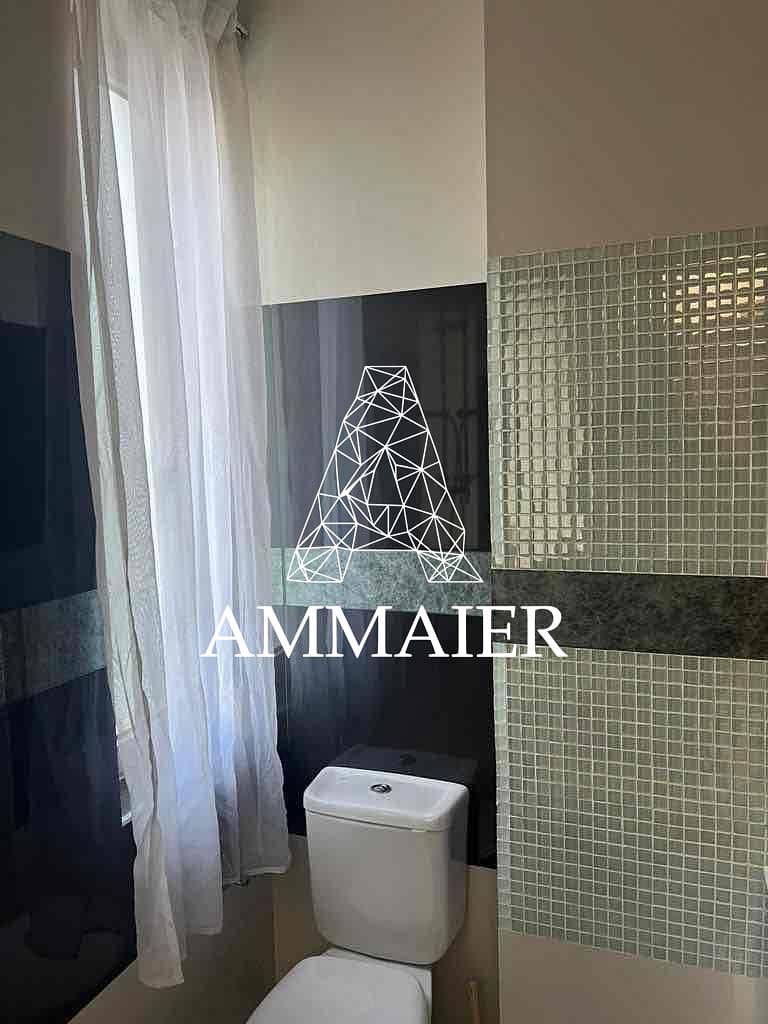 14 a5b96e60-8c86-40e1-9b8b-cc207875d533. jpg