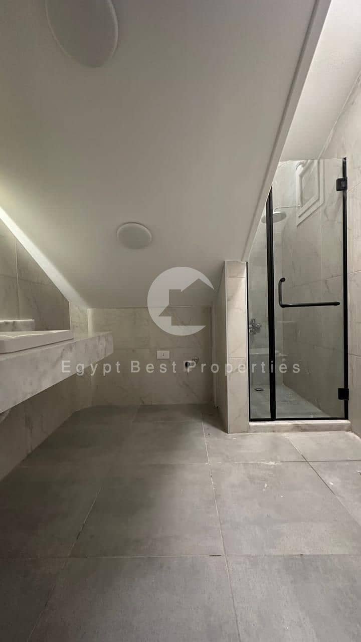 8 WhatsApp Image 2026-01-12 at 12.59. 04 PM (1). jpeg