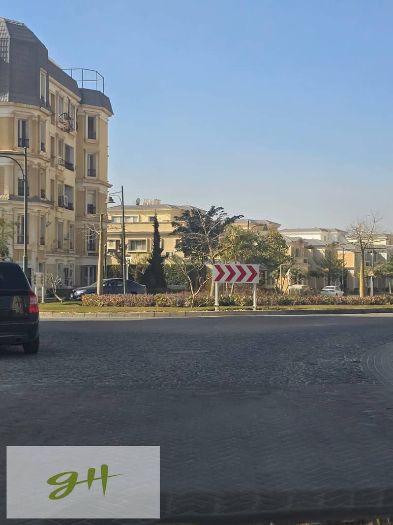 4 69f77e0d-f9a5-4efe-b7c5-f86f6baa4bdd. jpg