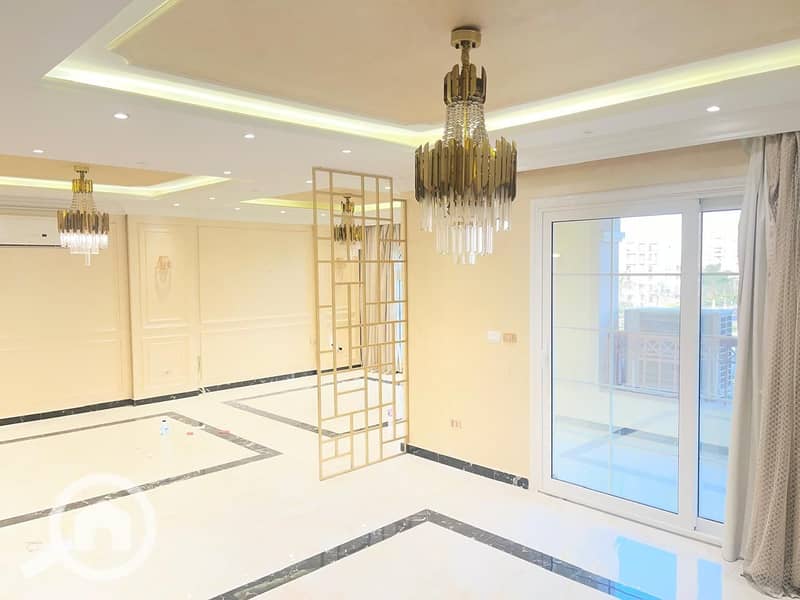 4 541a7b98-4147-48bc-b256-343146338e52. jpg