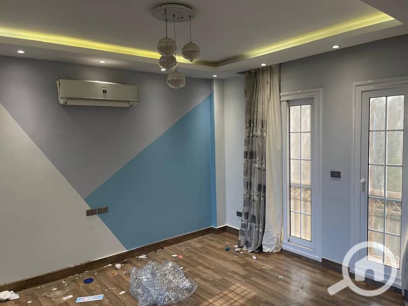 10 c343b44d-e6bd-4c32-8414-520cd827c208. jpg