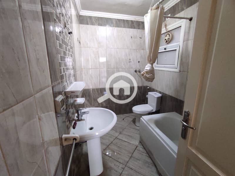 6 fd2e9669-118b-4695-92d3-453463b497aa. jpg