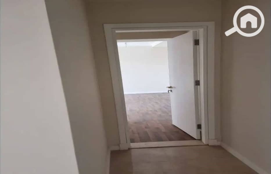 4 5510197-4689co_1400x900_1400x900. jpg