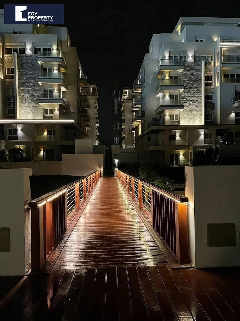 4 587617042_122176848782900138_5420864619154325043_n. jpg