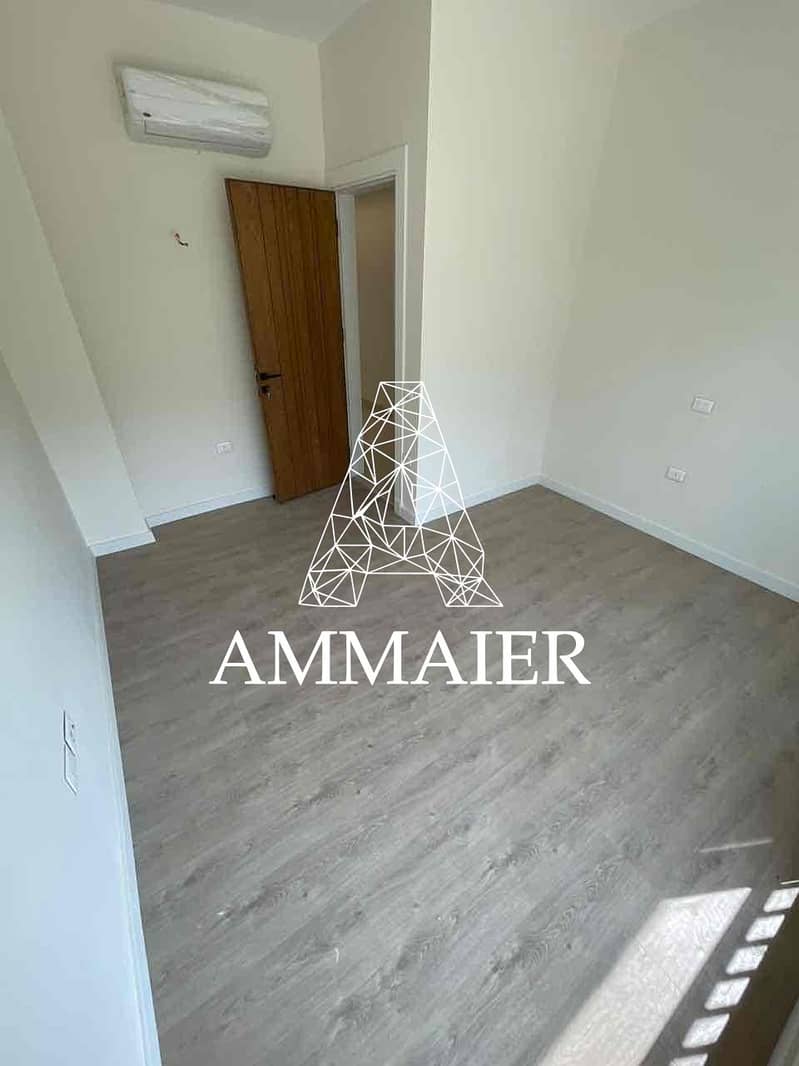 10 6cfb4a43-cdca-490f-9674-48a39e1e0d08. jpg