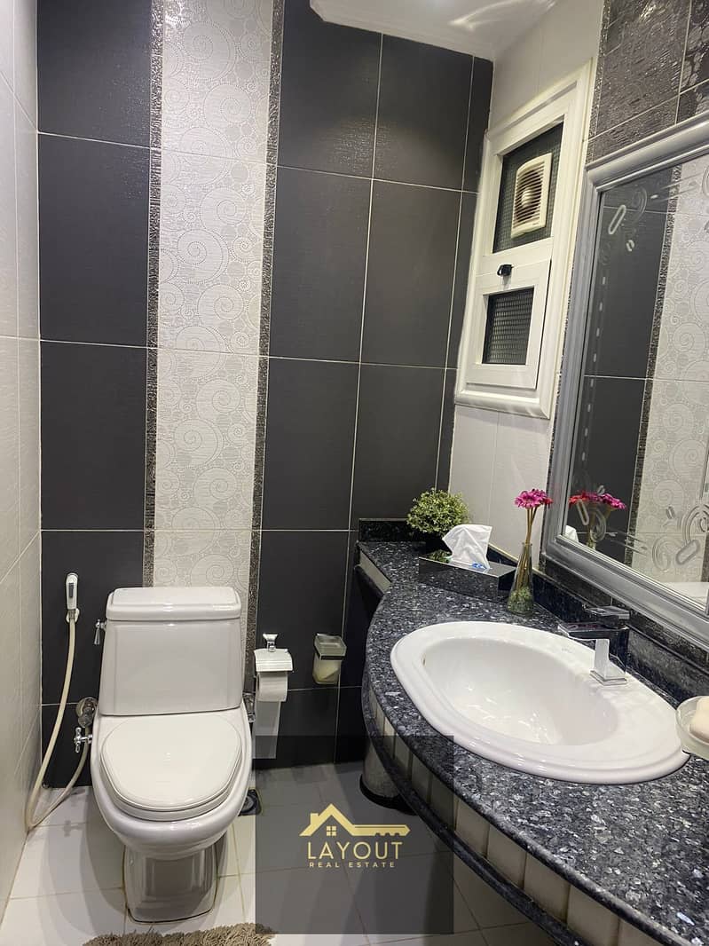 9 813c22f8-b440-4018-b34c-112754408cf5. jpg