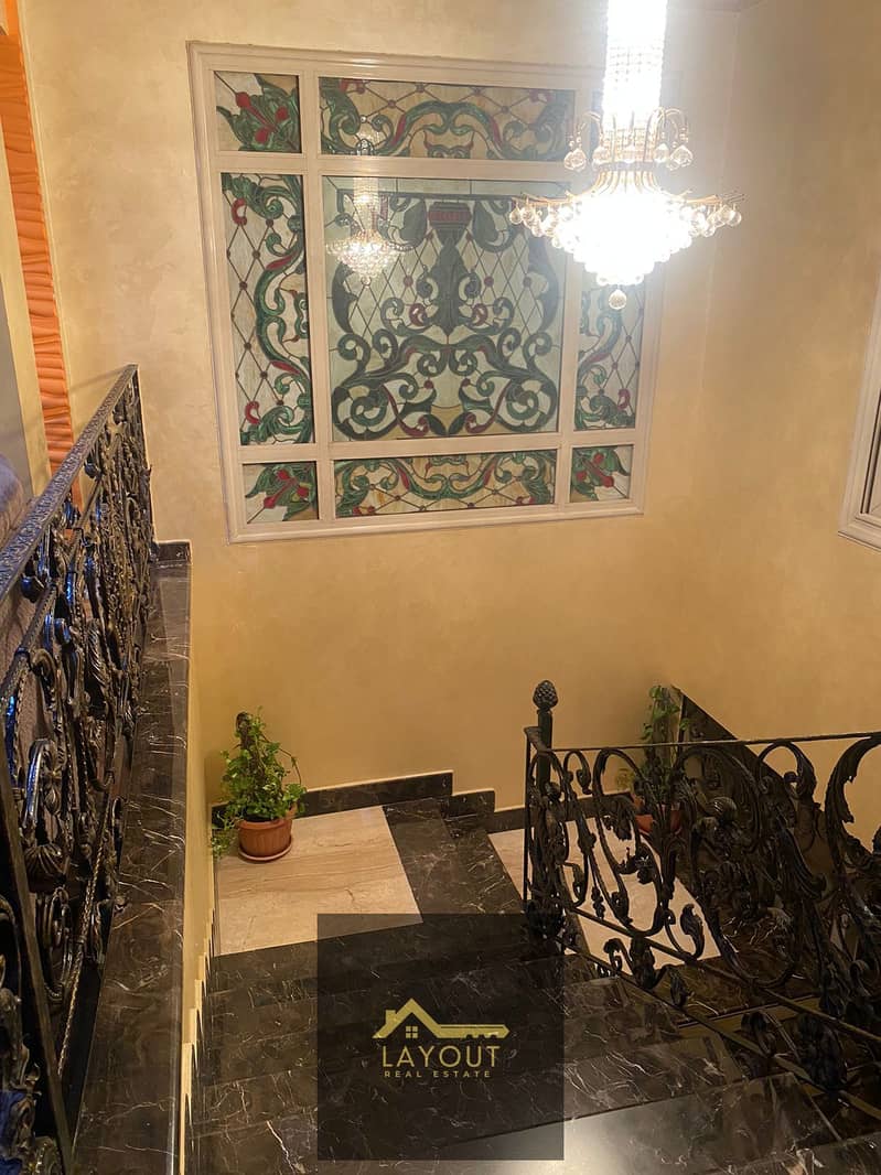 19 40aa7c96-6d7b-4dd9-a1e1-eb6d521d19fa. jpg