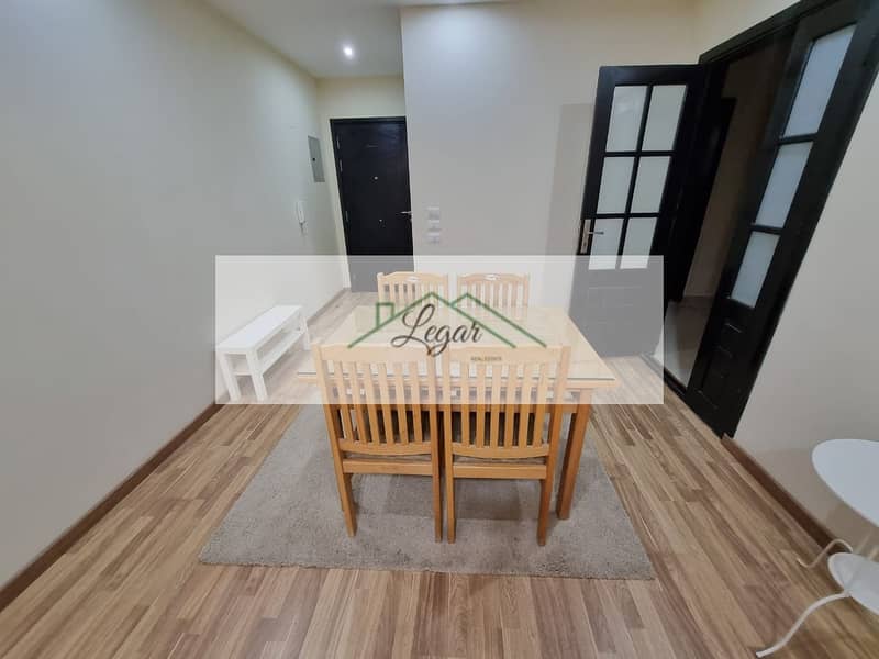 4 a4a17563-cfe4-4a43-838f-aefc9a4dea88. jpg