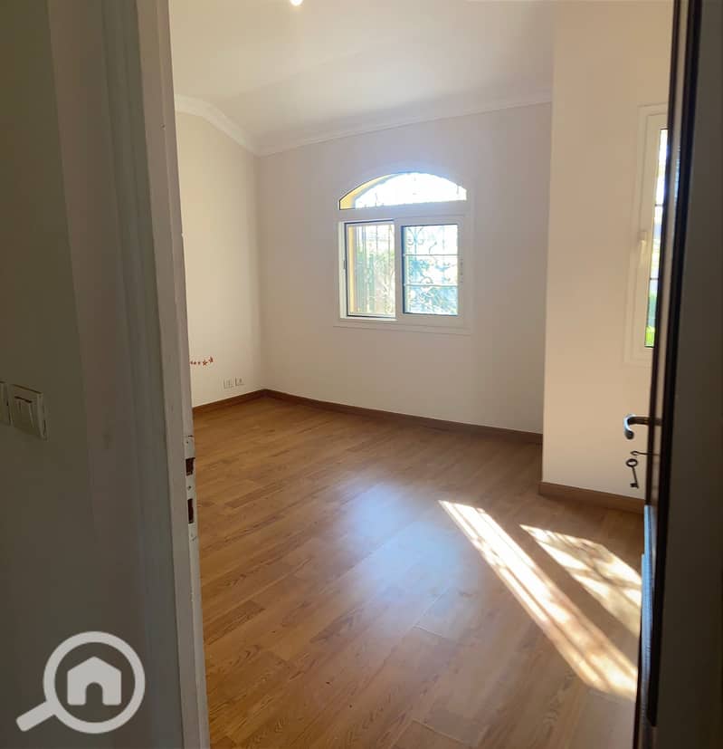 8 935ce6bc-590d-424a-a728-9899a8067935. jpg