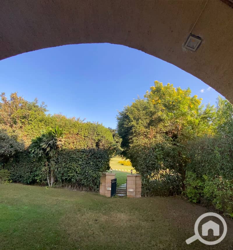 9 1884d0f9-8b57-4818-b9bd-fee707573530. jpg