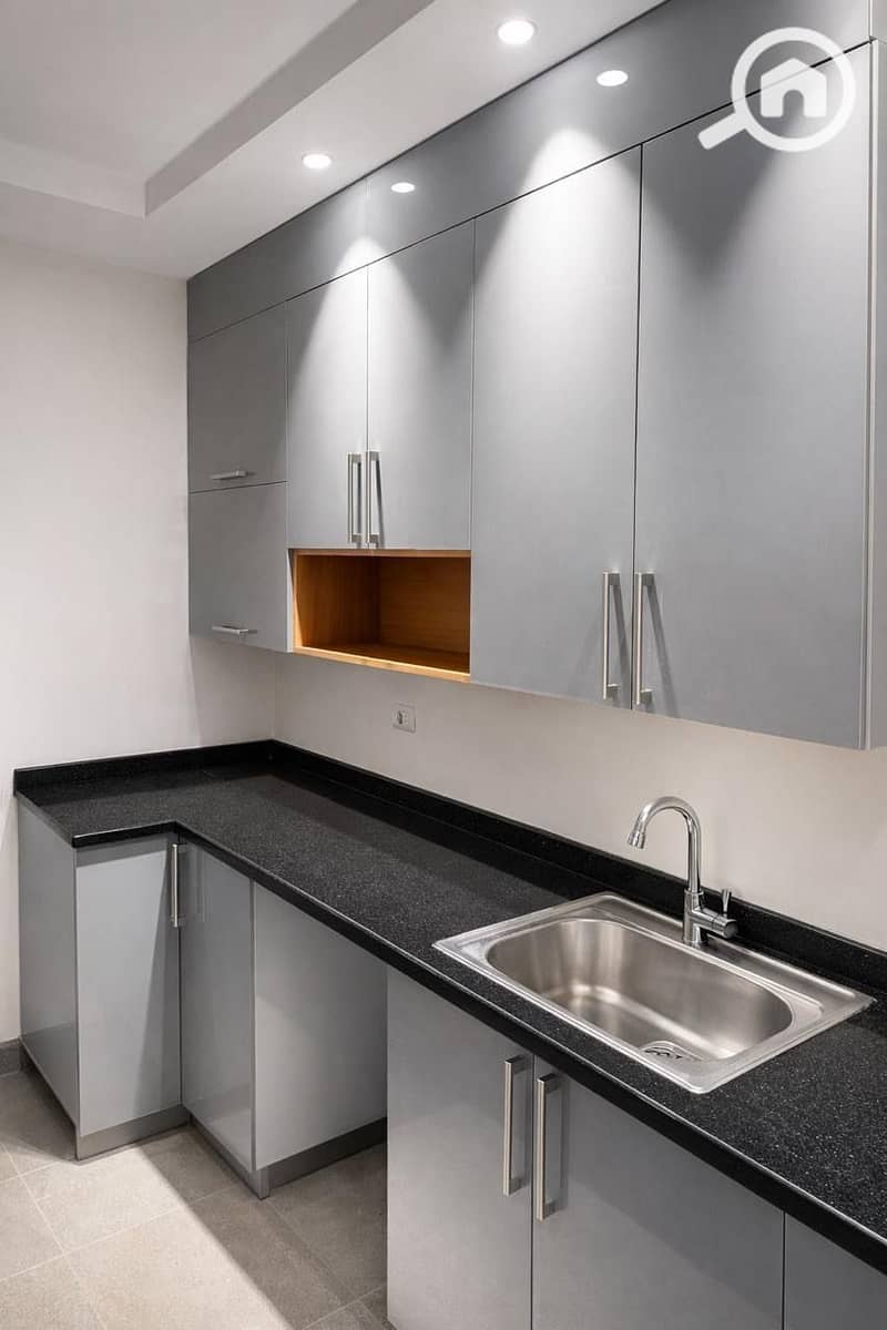 7 9c182c6d-f53c-4138-a749-4d1e5c8dbb2a. jpeg