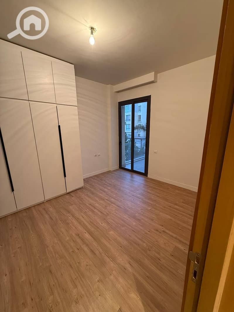 13 3aec6d22-cda5-40a4-a9ed-a6354774f925. jpeg