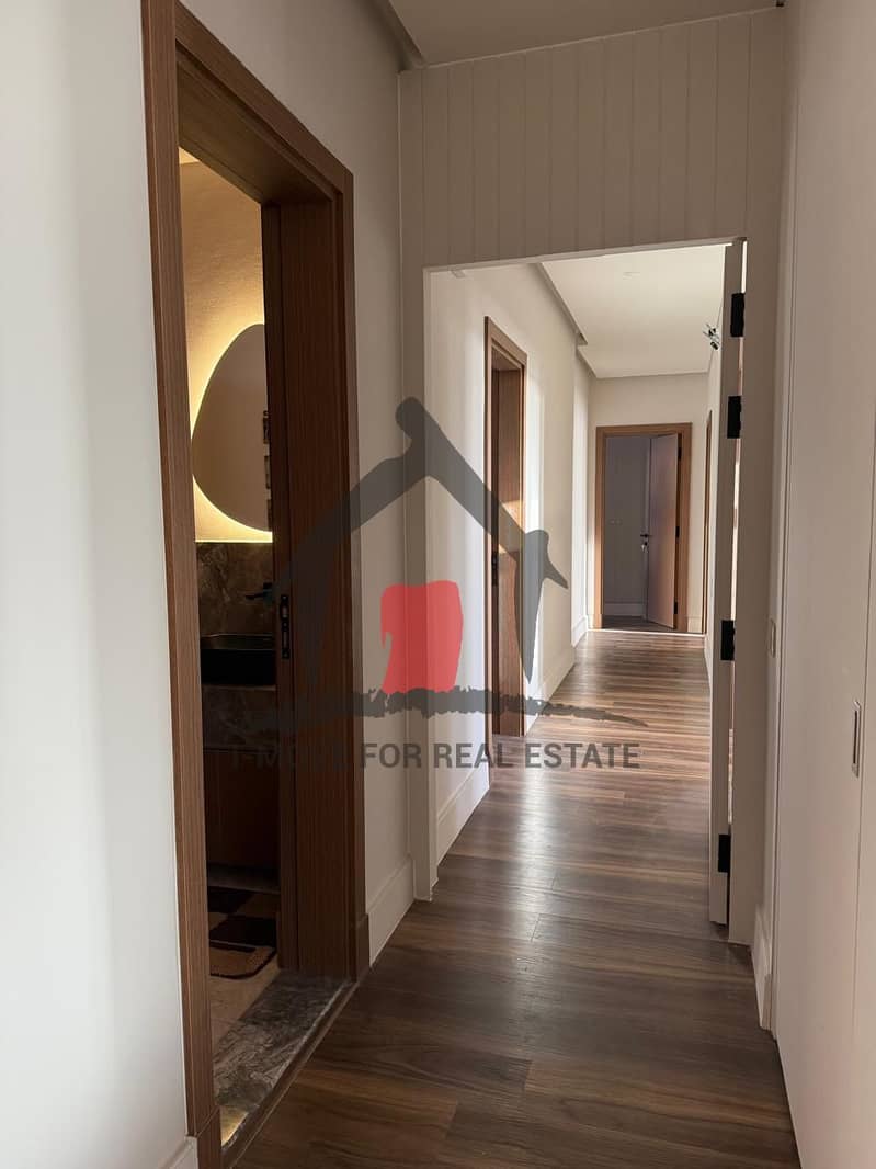 8 552e9160-16ea-48f4-a9bd-2669ed2f61e7. jpg