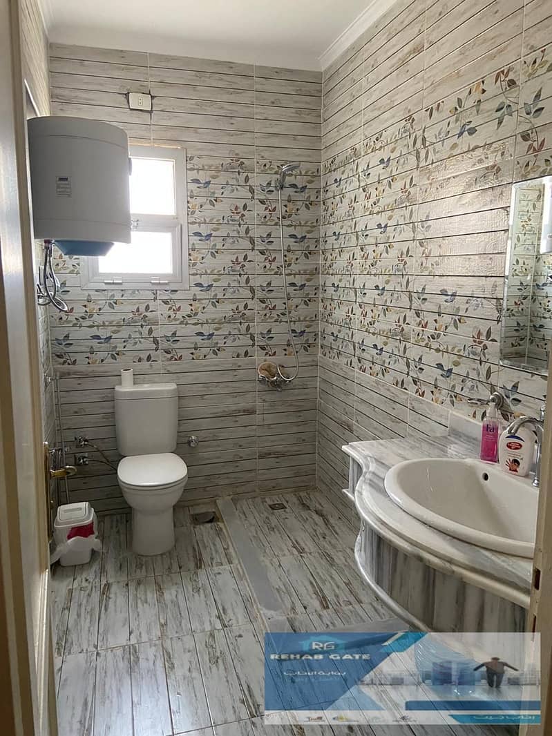 9 3 - Copy (2). jpeg