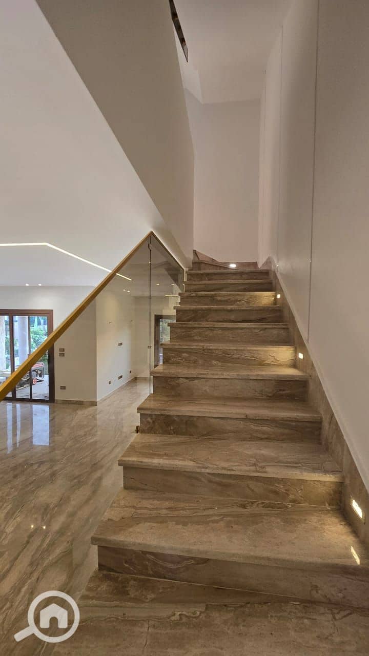 3 9a539e56-095e-4271-bc5c-86cee5989fbe. jpeg