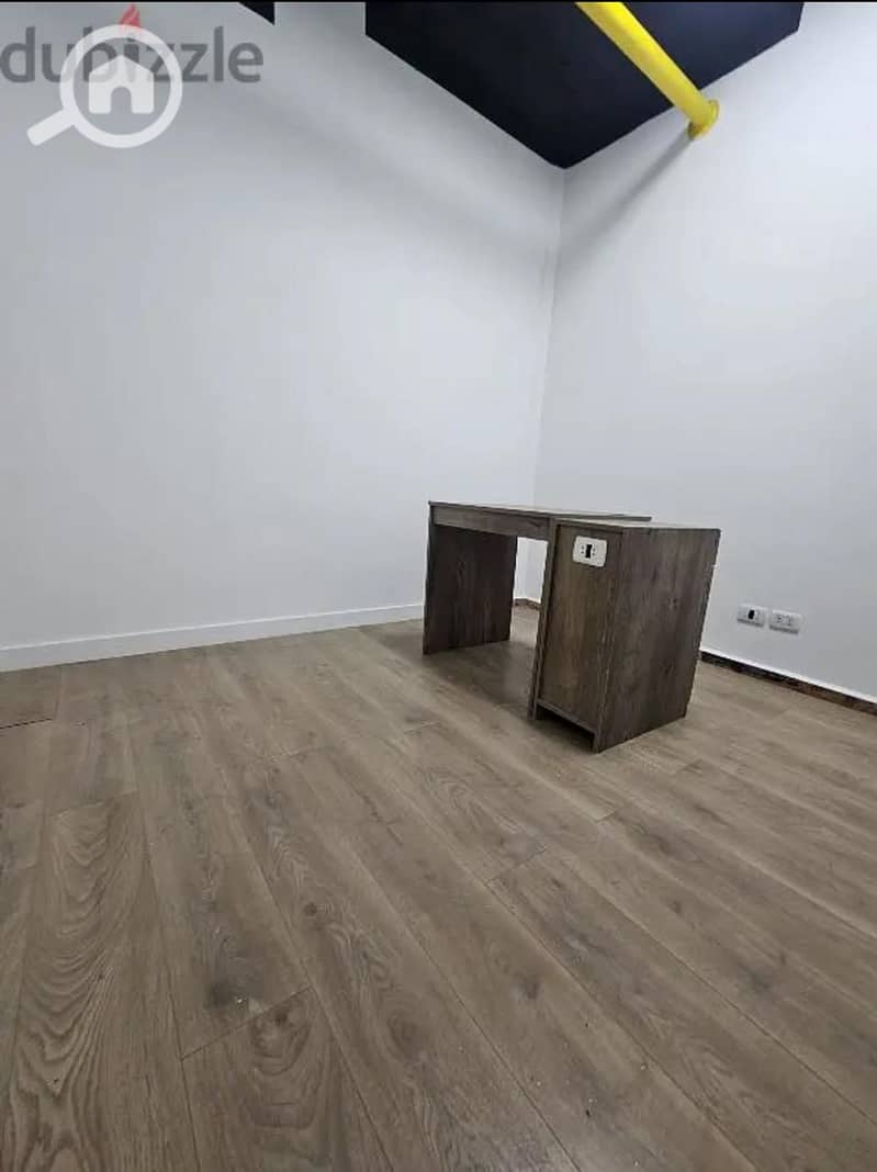 8 3a2a1849-a7c3-408e-8a3b-f62f24d987de. jpeg