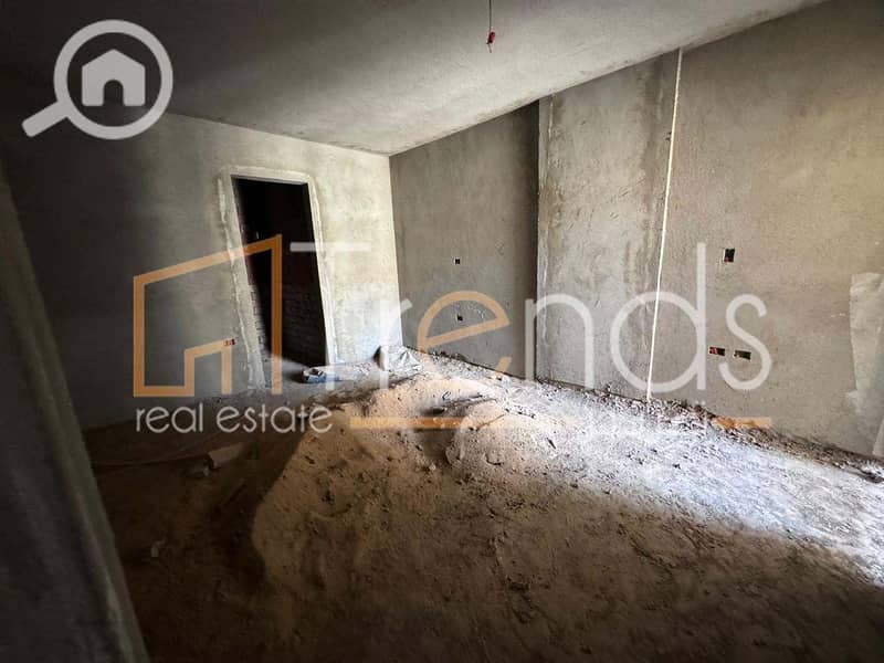 10 WhatsApp Image 2025-01-08 at 2.50. 07 PM. jpg