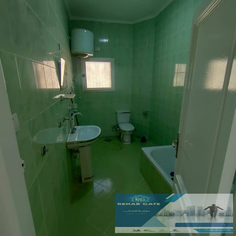 10 4dc4b649-bf9f-4b63-8cfb-a7611ac7826e. jpg