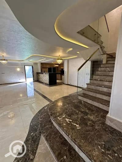 4 Bedroom Duplex for Sale in Sheraton, Cairo - hg. jpg