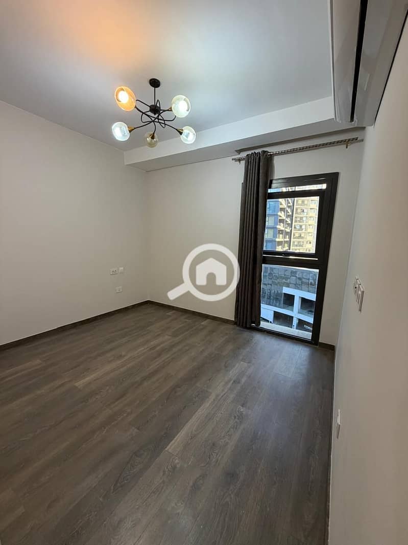 3 fd2e5d02-f43a-415b-8943-387baae5ce90. jpeg