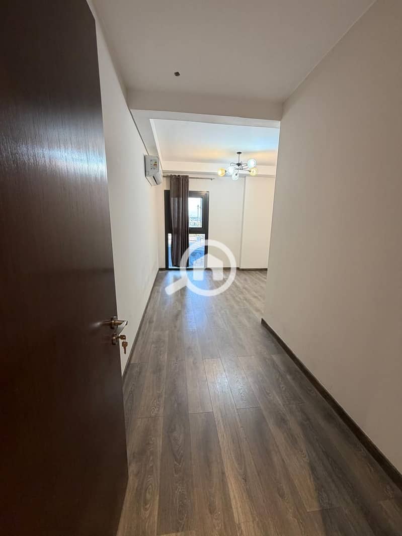 5 572efe5a-6536-4e1a-9894-803a28c2731a. jpeg