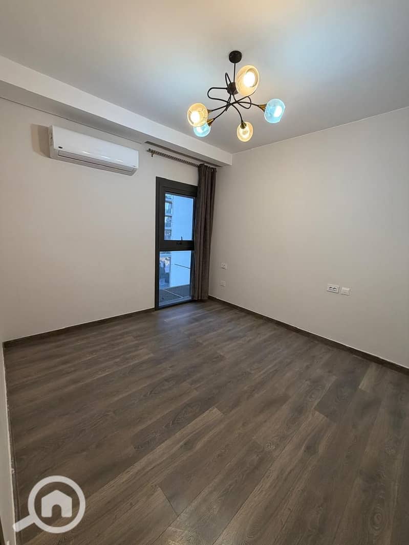 6 03150587-101f-49cb-aaff-c0527d6a6380. jpeg