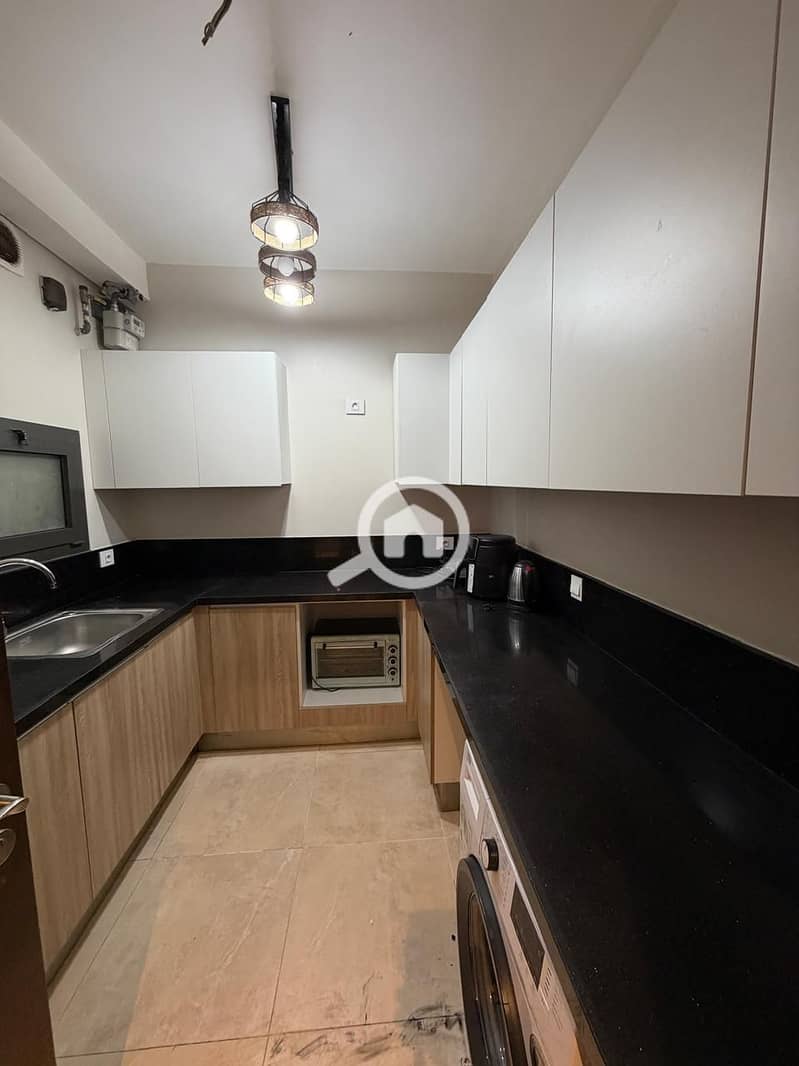 13 e1b97018-f5a1-4567-94b6-e648b2d3822a. jpeg