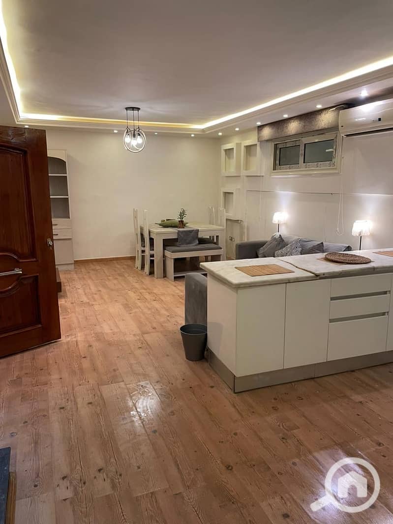 2 d077a1b9-db4c-4527-b7ec-7263e28e023d. jpeg