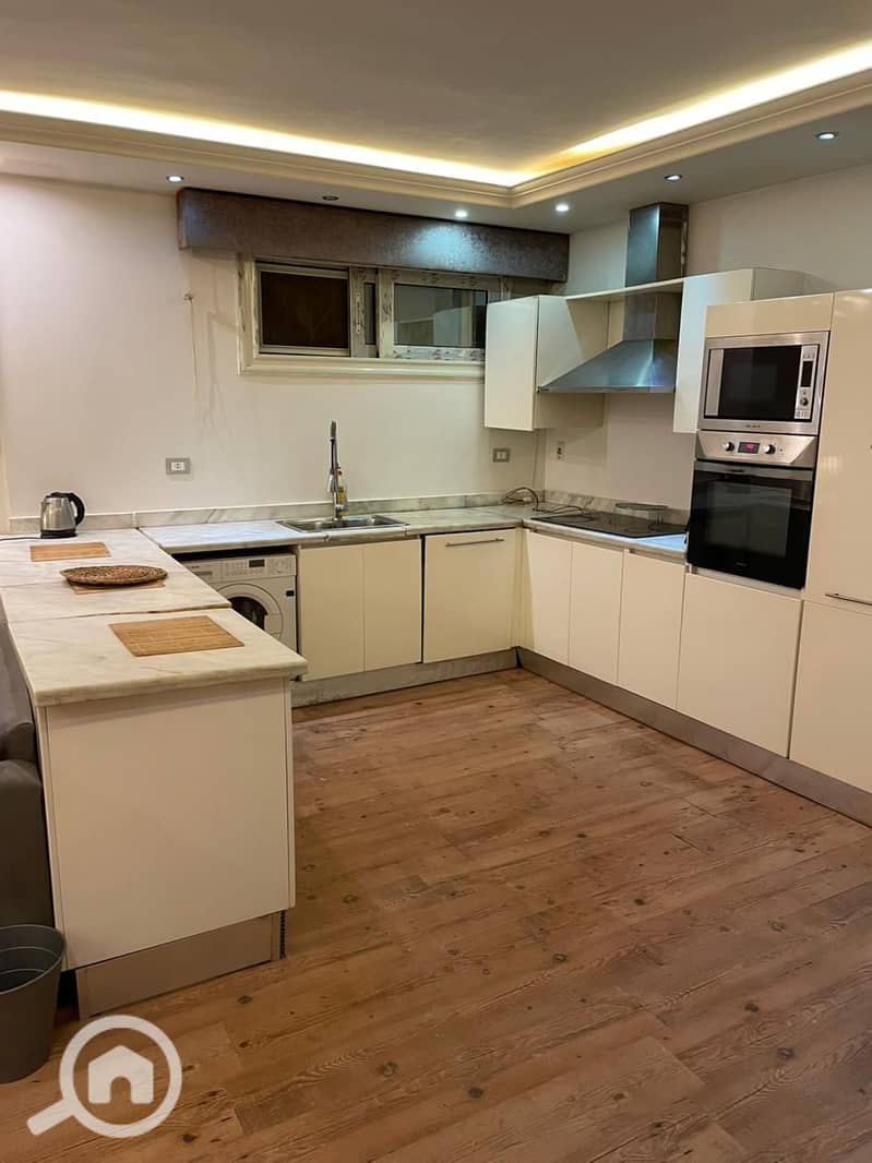 6 bc4d5e80-5f42-43b2-9471-aebbcb36e423. jpeg