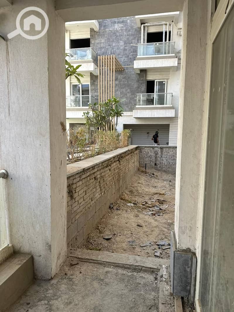 27 WhatsApp Image 2025-08-24 at 18.02. 48 (2). jpeg