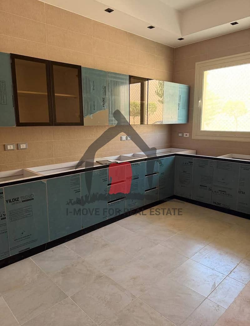 6 80e45f56-0f7e-4a87-b728-5d78f825fa8e. jpg