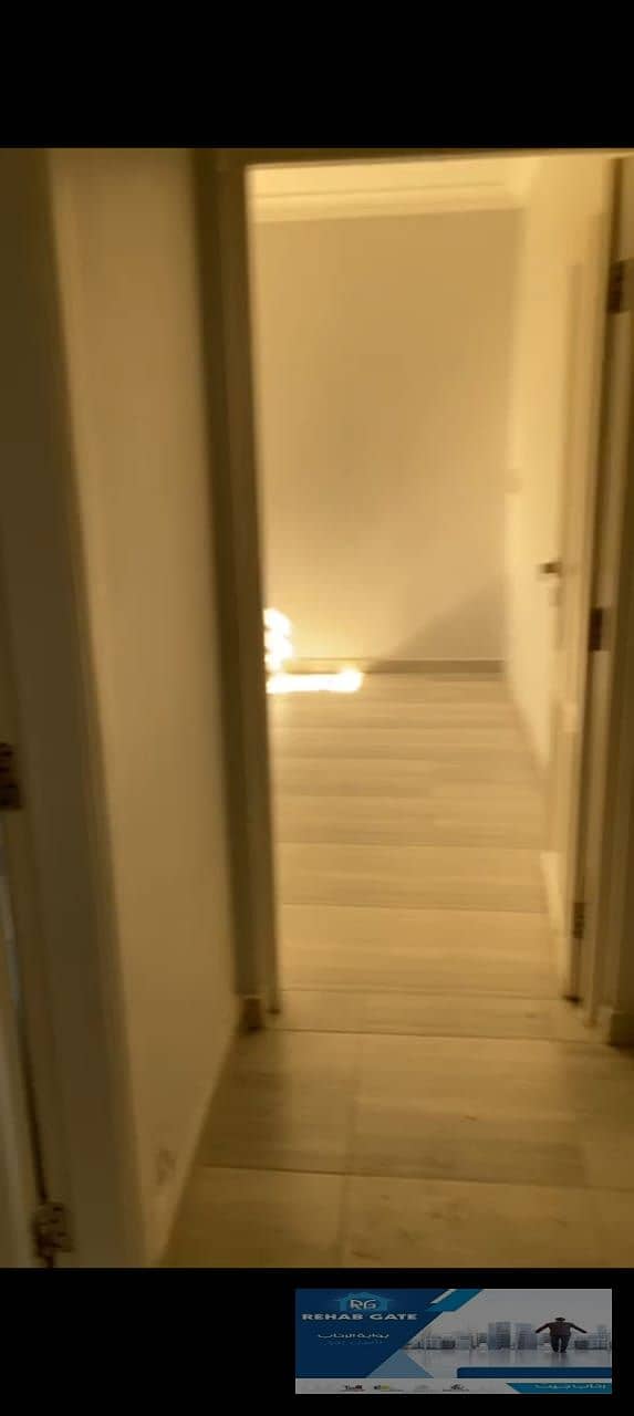 5 8aa302b5-27fb-4ded-9b53-17b01fb38216. jpg