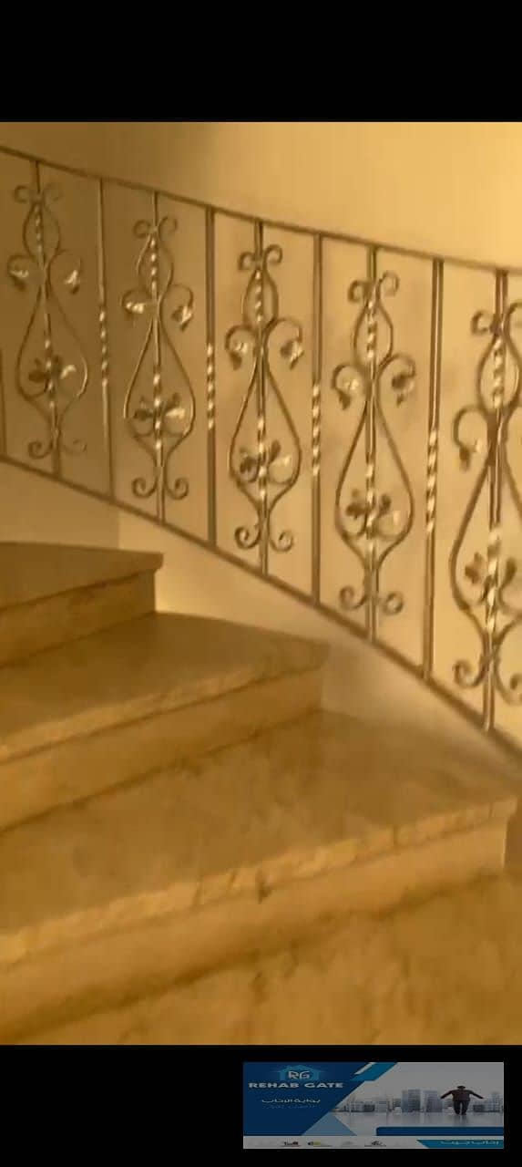 11 d9074d29-0423-46f6-b0ea-413eb508f419. jpg