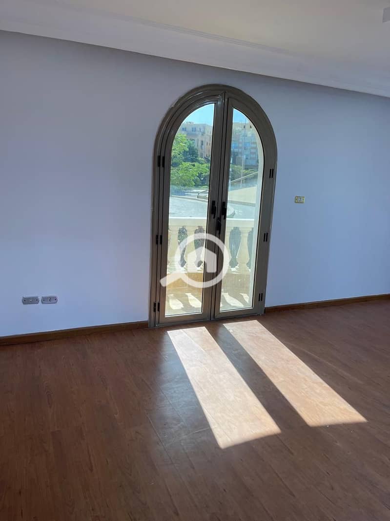 3 9a8f2368-eb8e-4940-a1b3-089633b0d951. jpeg