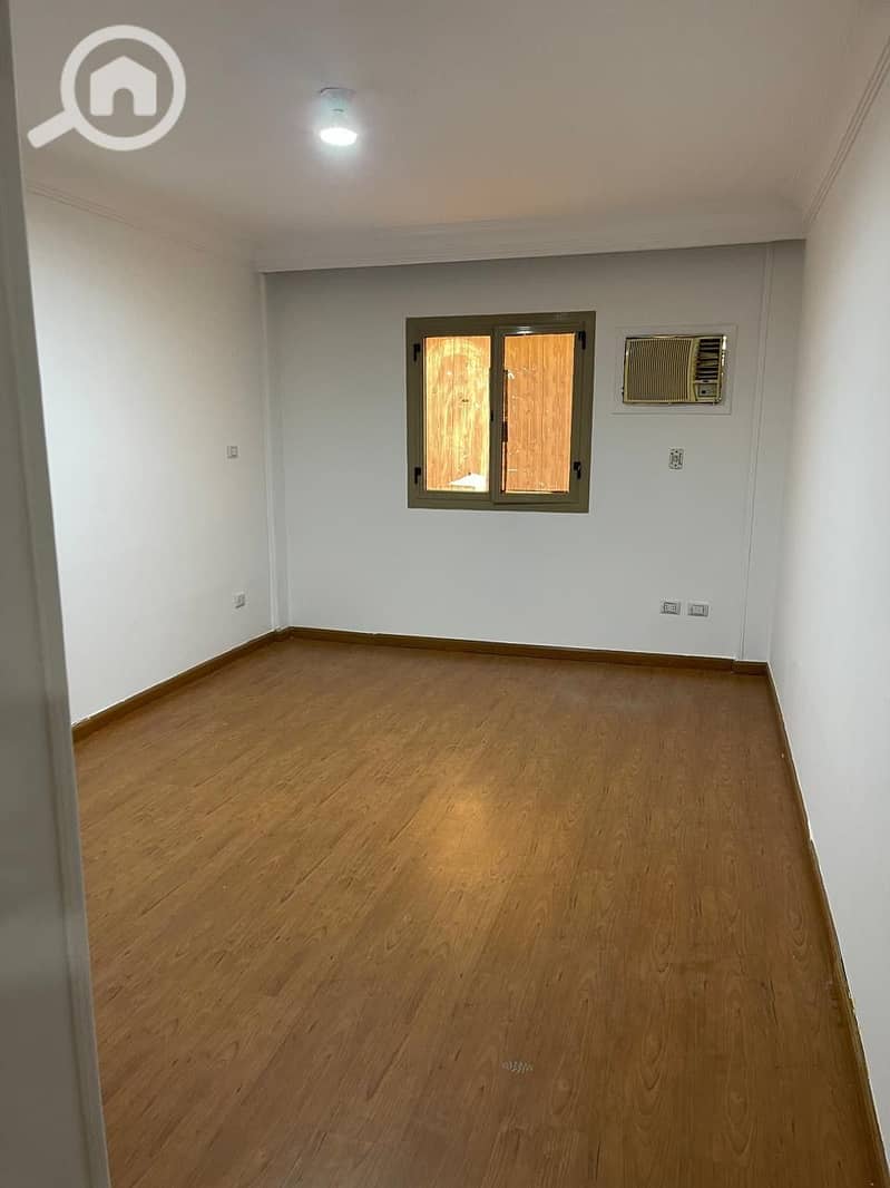 7 742774f6-7f01-4584-88a3-ef28b72354a4. jpeg