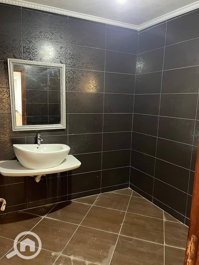 16 c664bedd-f3fa-485b-bd76-ca401872938b. jpeg