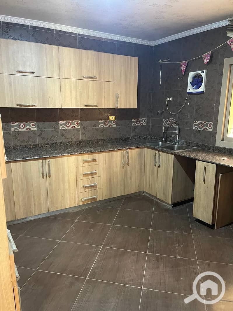 17 ff3dcbc1-b4d1-48e7-b657-665a37ef9504. jpeg