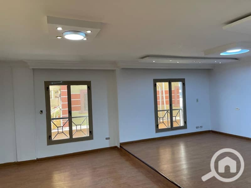 22 e451dc06-2ce3-44c4-86a0-b1ee0cd9e5ea. jpeg