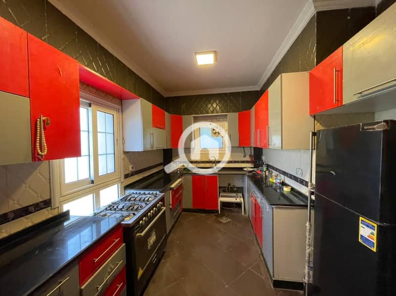 9 53a8a3e3-06cb-4c7d-b7c6-1f2cdf2b6953. jpg