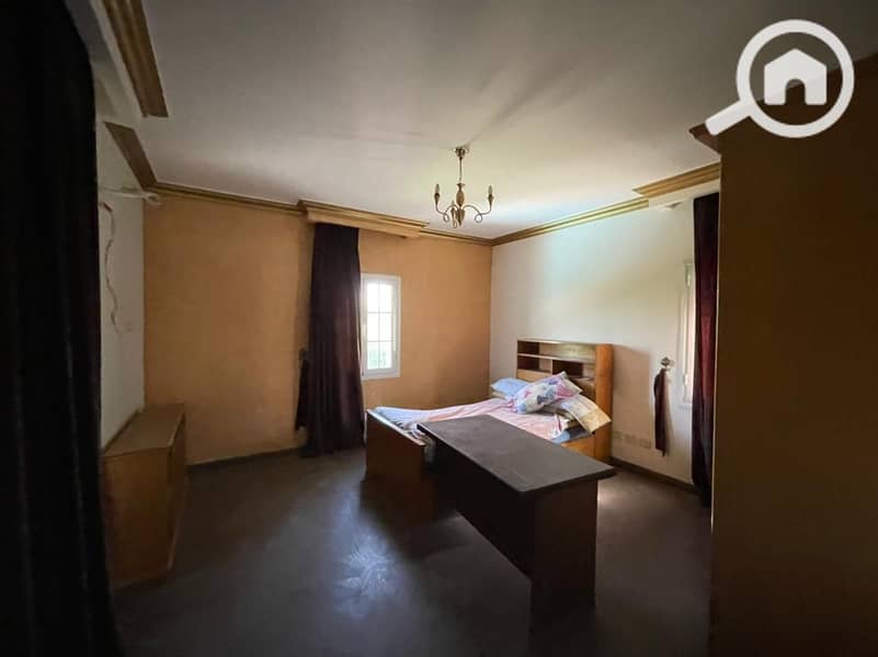 18 72432098-7bb5-4440-9335-a3f69d4ea0fe. jpg