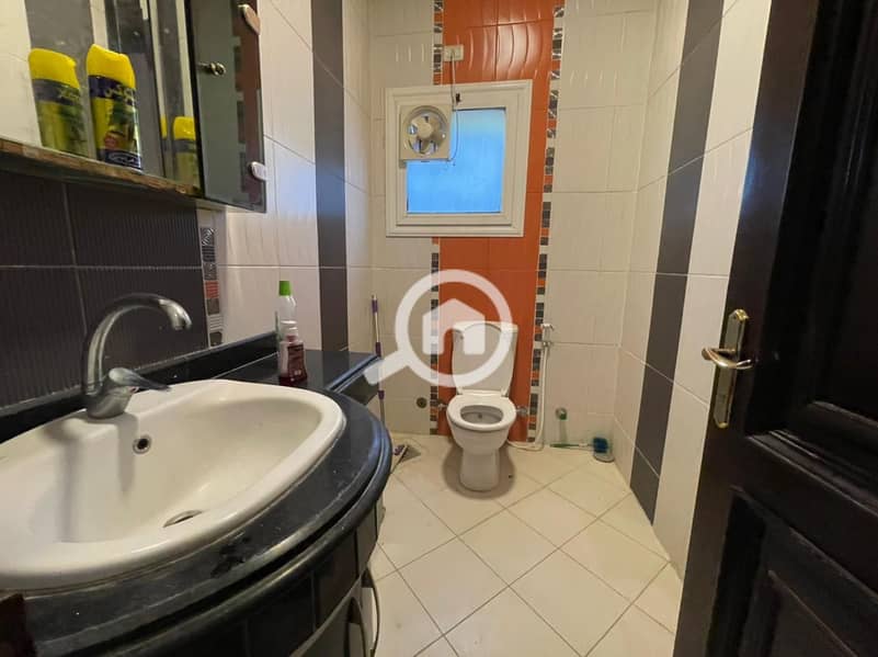 20 b5b6f2a8-73f0-46d7-ba79-2d60084e1a6a. jpg