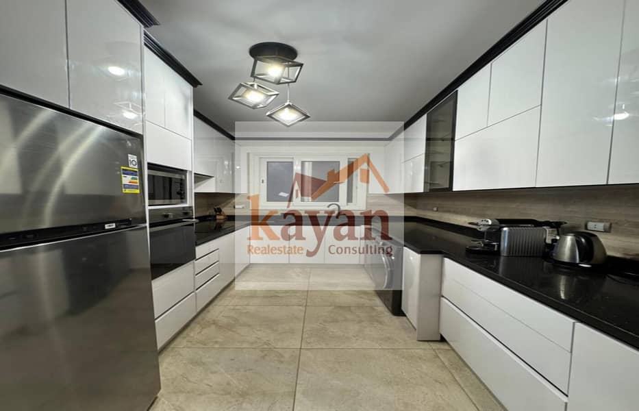 7 3b59982b-5da6-4738-8b63-8e11040bf77f. jpg