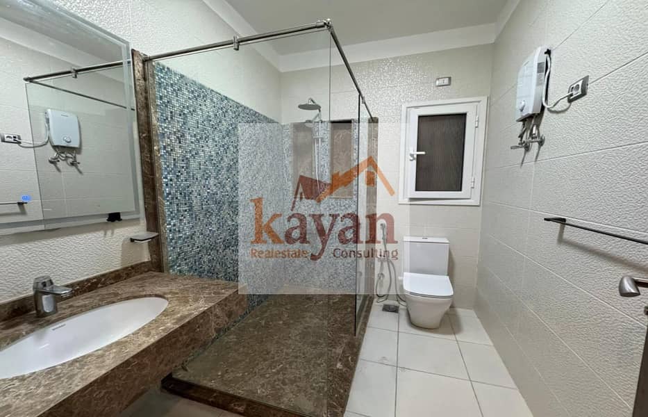 13 b0af5b98-29f5-491f-a6e4-fd76be012293. jpg