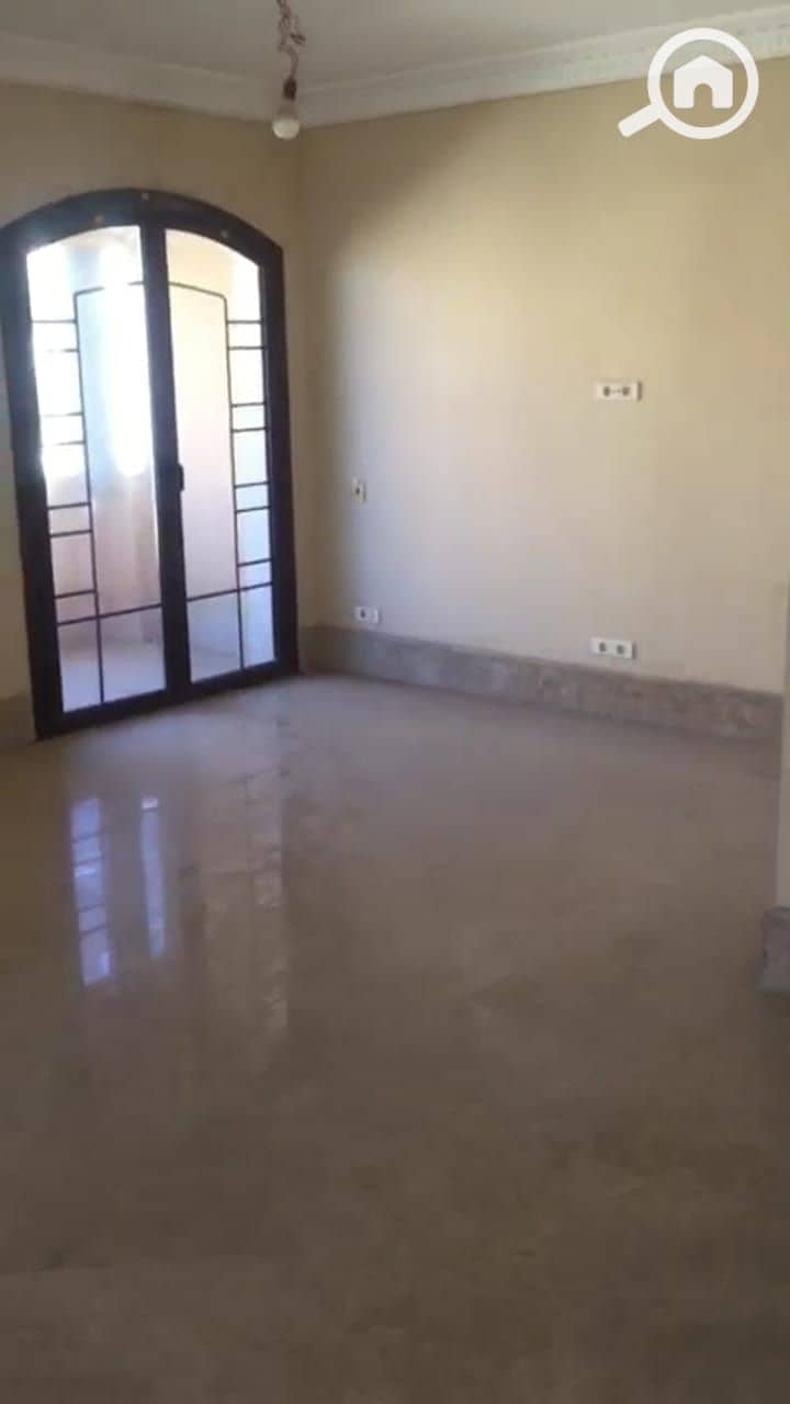 5 ec8fc5fa-be6b-48d4-a1ec-f92c1cf5d35f. jpeg