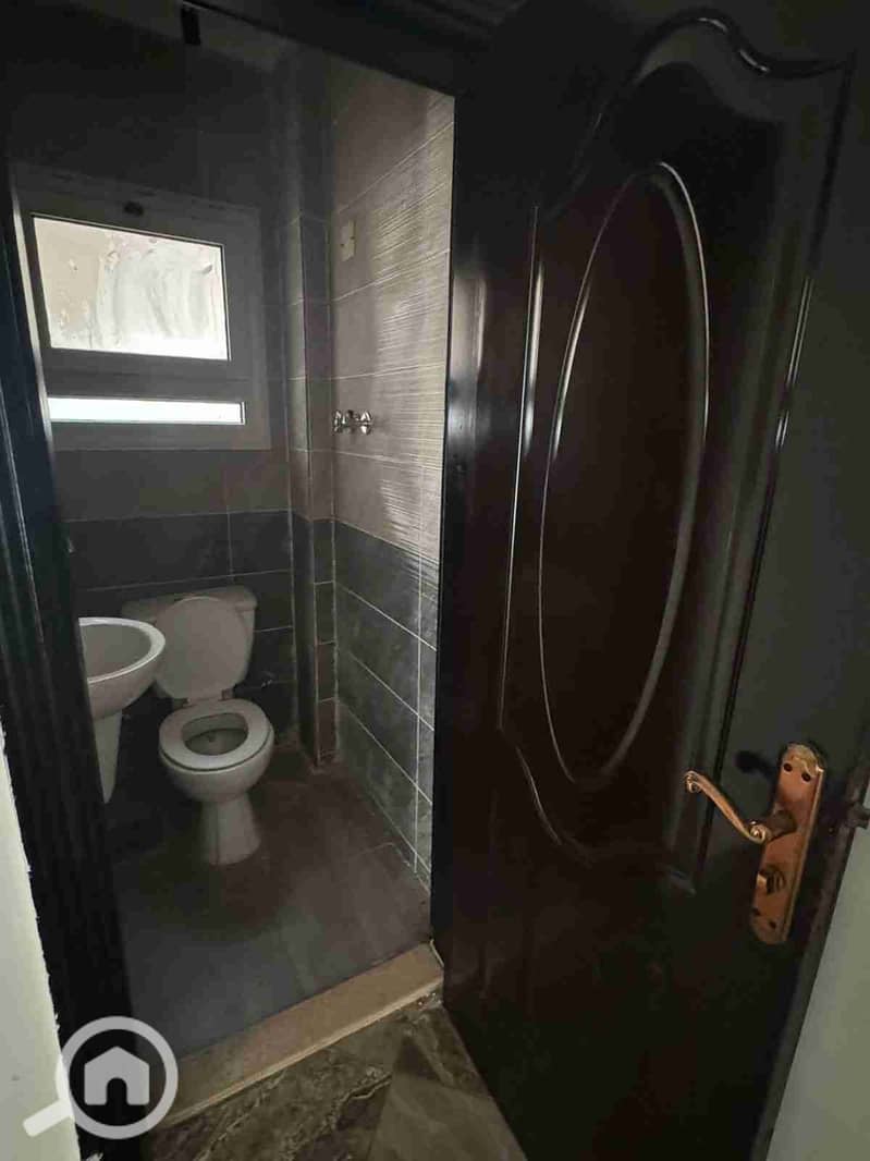 10 motion_photo_1230621310819484328. jpg