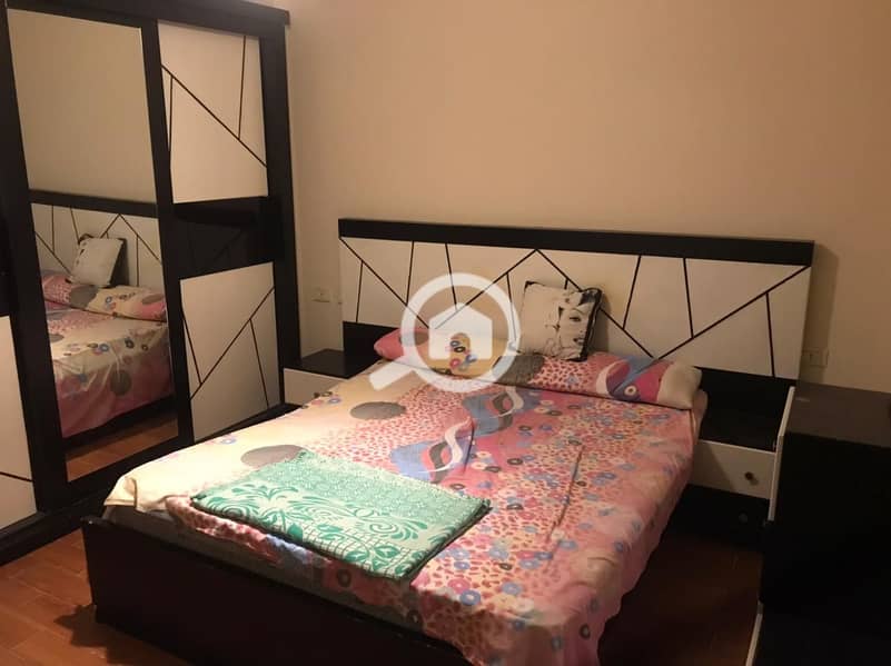 4 103cb0df-0da9-4879-b7f9-16b239b0856a. jpg