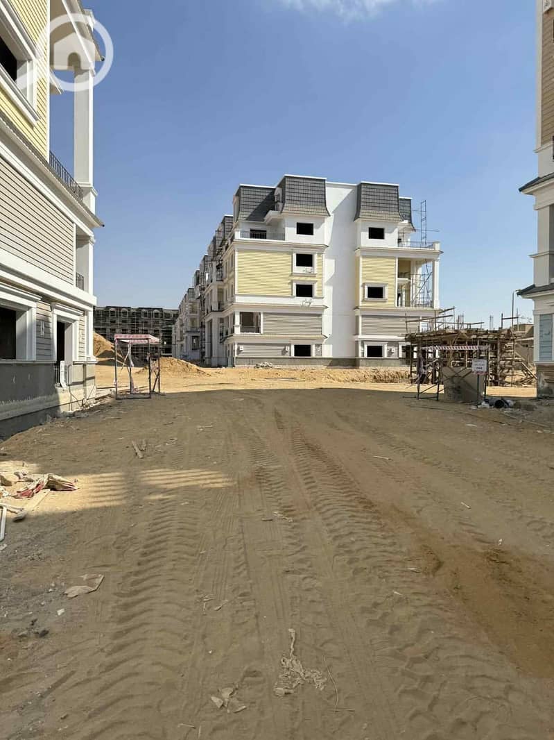 9 ff56f7b9-e617-439c-b36e-a56d99ccac56. jpg