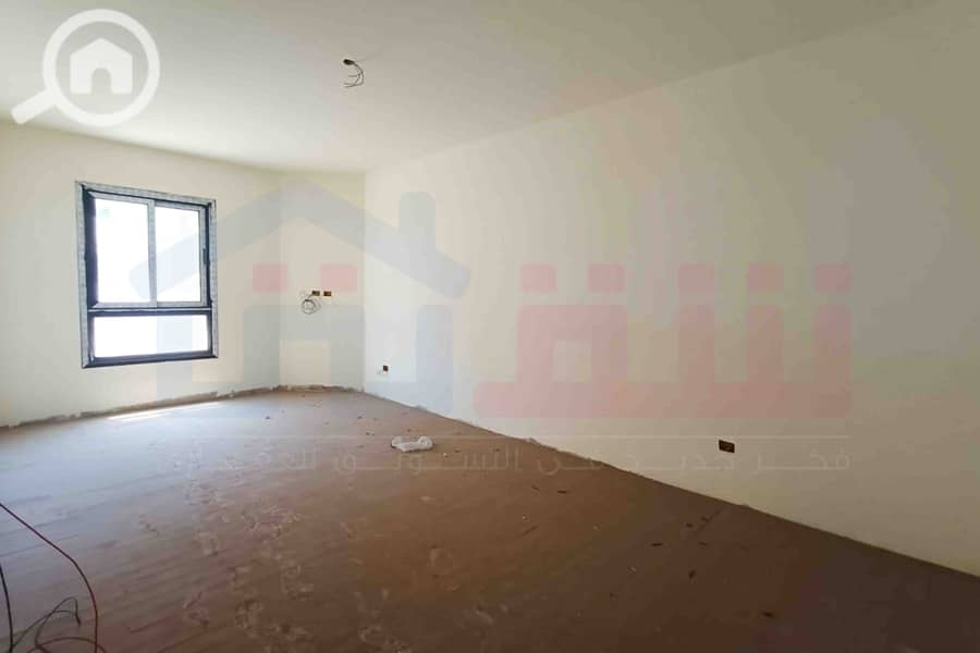 7 WhatsApp Image 2026-01-10 at 2.06. 16 PM (1). jpg