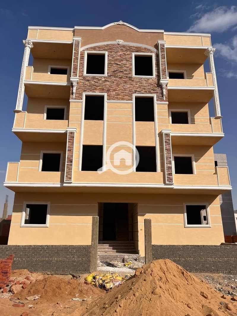 3 photo_5965449552988933047_y. jpg